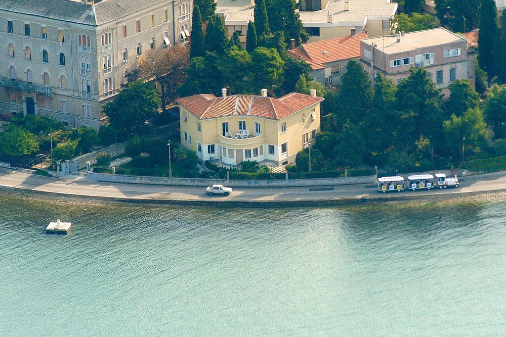 Apartment Ira Zadar Extérieur photo